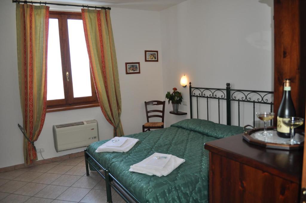 Agriturismo Ai Piacentini Santo Stefano Belbo Rum bild