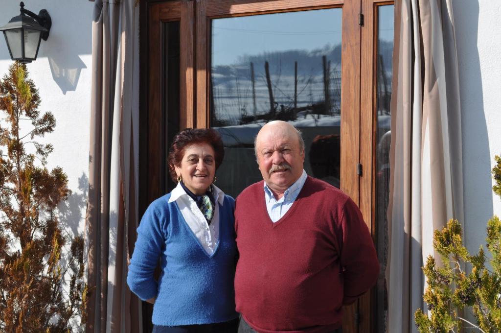 Agriturismo Ai Piacentini Santo Stefano Belbo Exteriör bild
